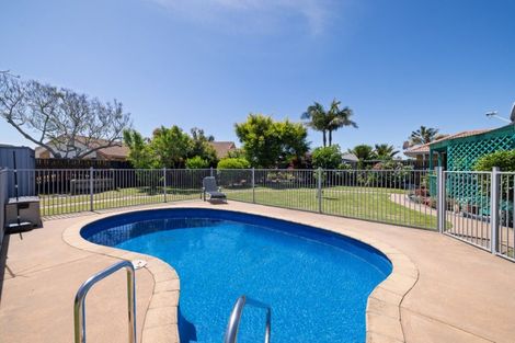 Photo of property in 8 Lotus Avenue, Mount Maunganui, 3116