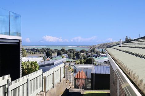 Photo of property in 10b Long Street, Raglan, 3225