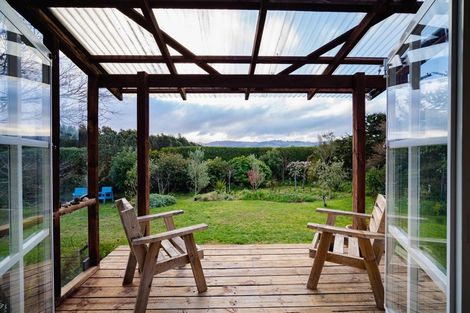 Photo of property in 346 Harington Point Road, Lower Portobello, Dunedin, 9077