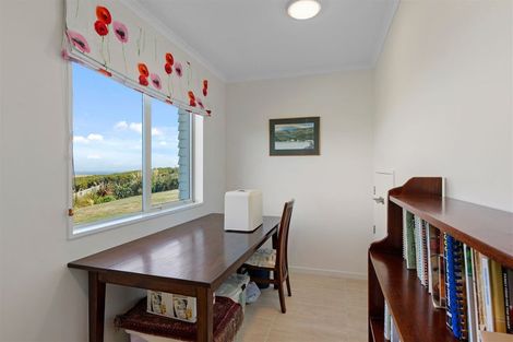 Photo of property in 4 Aglaia Place, Cracroft, Christchurch, 8022