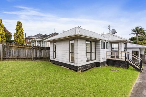 Photo of property in 1/208 Shirley Road, Papatoetoe, Auckland, 2025