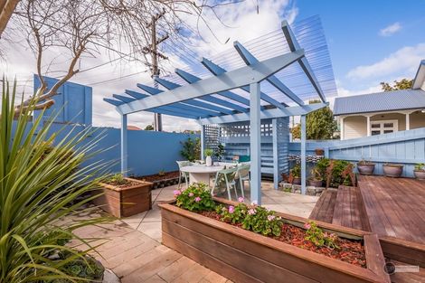 Photo of property in 1/192 Knights Road, Hutt Central, Lower Hutt, 5011