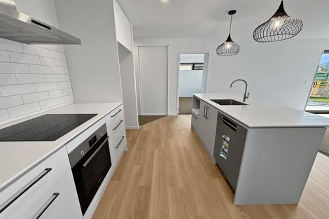 Photo of property in 13 Comer Street, Halswell, Christchurch, 8025