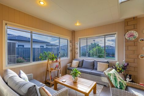 Photo of property in 3 Kapiti Drive, Poraiti, Napier, 4112