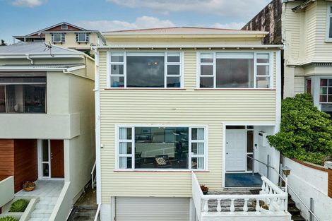 Photo of property in 20 Mcfarlane Street, Mount Victoria, Wellington, 6011