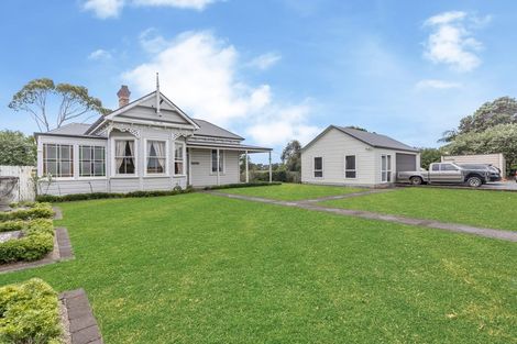 Photo of property in 2 Collingwood Road, Waiuku, 2123