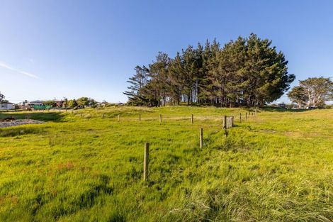 Photo of property in 9 Ripa Street, Tangimoana, 4822