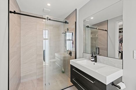 Photo of property in 15 Luxembourg Crescent, Halswell, Christchurch, 8025