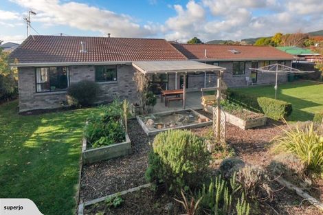 Photo of property in 10 Wedgewood Grove, Raumati Beach, Paraparaumu, 5032