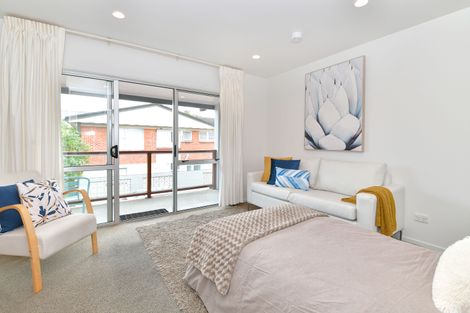 Photo of property in 2/416 Hibiscus Coast Highway, Orewa, 0931