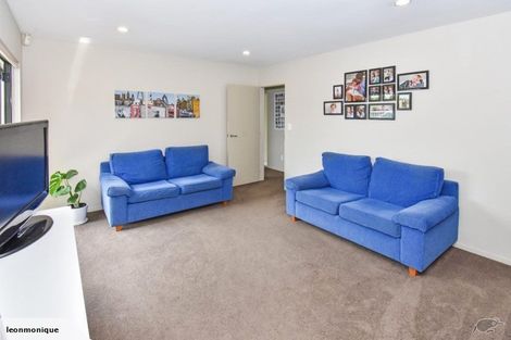 Photo of property in 18 Crannog Fen, Wattle Downs, Auckland, 2103