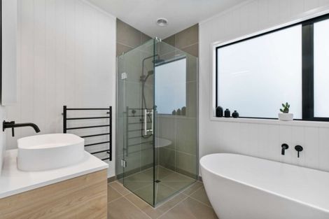 Photo of property in 14 Pimelea Street, Papamoa Beach, Papamoa, 3118