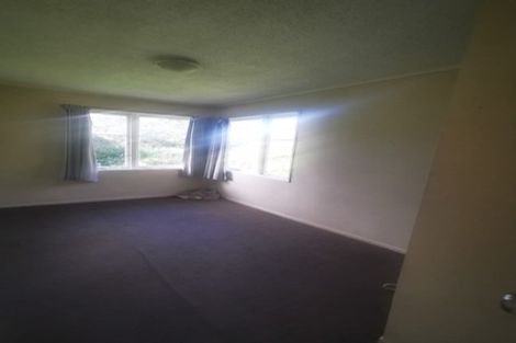 Photo of property in 3 Longburn Road, Henderson, Auckland, 0610