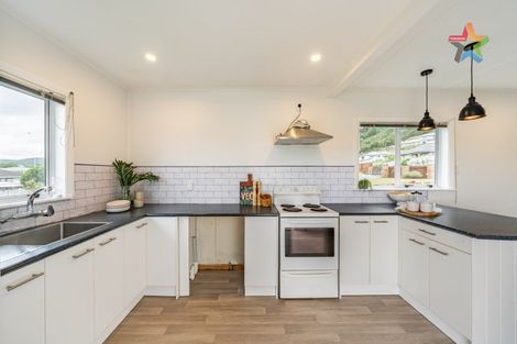 Photo of property in 29 Nelson Crescent, Wainuiomata, Lower Hutt, 5014