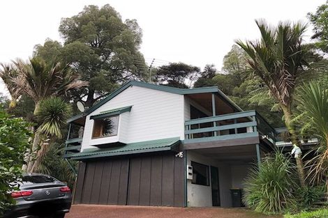Photo of property in 25 Emlyn Place, Torbay, Auckland, 0630