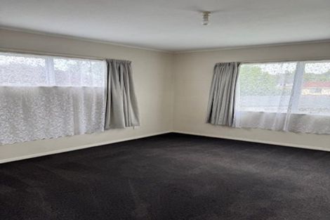 Photo of property in 33 Addison Drive, Glendene, Auckland, 0602