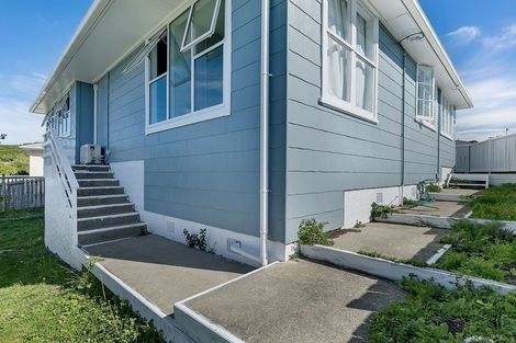 Photo of property in 12 Whenua View, Titahi Bay, Porirua, 5022