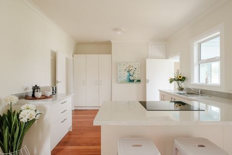 Photo of property in 74 Atkinson Street, Mangapapa, Gisborne, 4010