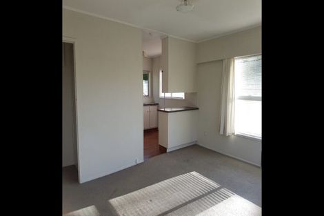 Photo of property in 2/61 Chartwell Avenue, Glenfield, Auckland, 0629