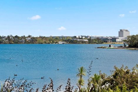 Photo of property in 9 Eric Price Avenue, Takapuna, Auckland, 0620