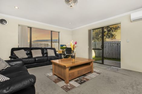 Photo of property in 5a Tiari Place, Mangere East, Auckland, 2024