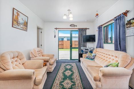 Photo of property in 25 Whitby Avenue, Whitianga, 3510