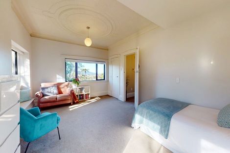 Photo of property in 15 Kim Street, Khandallah, Wellington, 6035