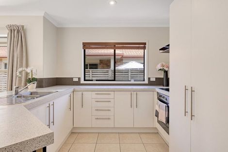 Photo of property in 16/100 Millers Road, Brookfield, Tauranga, 3110