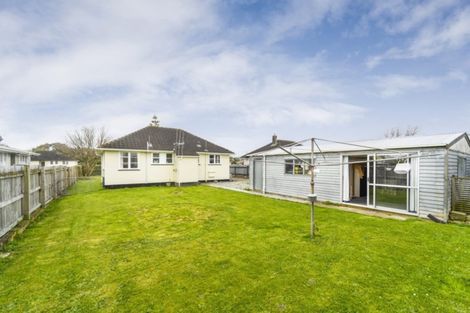 Photo of property in 8 Brighton Crescent, Highbury, Palmerston North, 4412