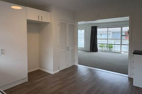 Photo of property in 4/28 Aikmans Road, Merivale, Christchurch, 8014