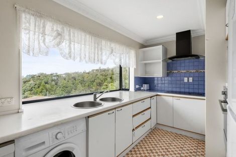 Photo of property in 11 Homewood Place, Chatswood, Auckland, 0626