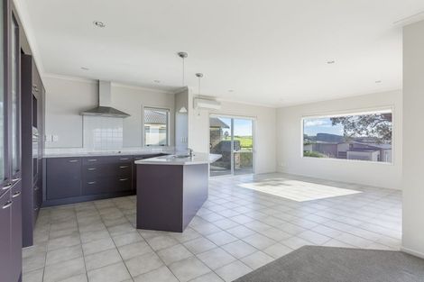 Photo of property in 38 Lax Crescent, Leigh, 0985