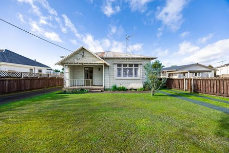 Photo of property in 46 Titirangi Road, New Lynn, Auckland, 0600