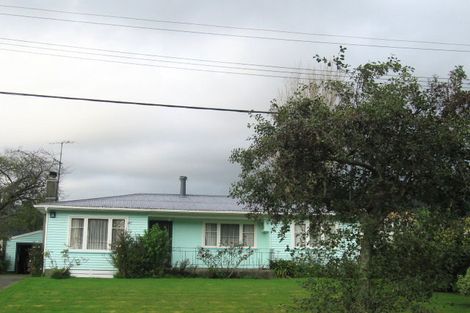 Photo of property in 10 Hanson Grove, Stokes Valley, Lower Hutt, 5019