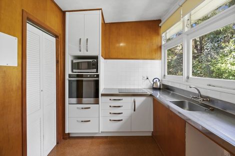 Photo of property in 235 Plateau Road, Te Marua, Upper Hutt, 5018