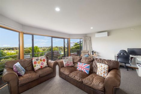 Photo of property in 12 Lucknow Place, Cashmere, Christchurch, 8022