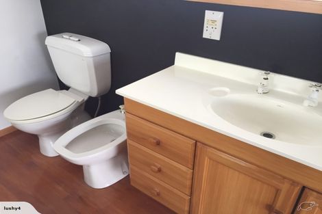 Photo of property in 2/2 Wolfe Street, Regent, Whangarei, 0112