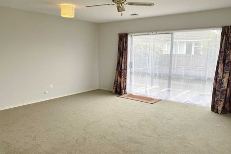 Photo of property in 1/14 Momorangi Crescent, Redwood, Christchurch, 8051