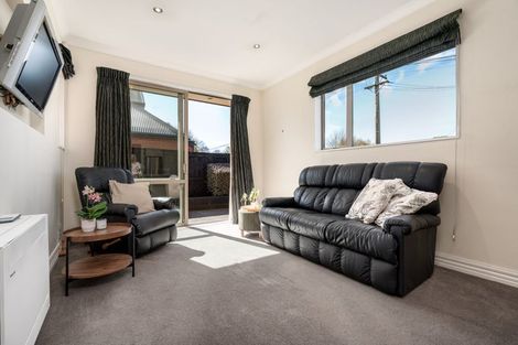 Photo of property in 37a Otara Street, Ilam, Christchurch, 8053