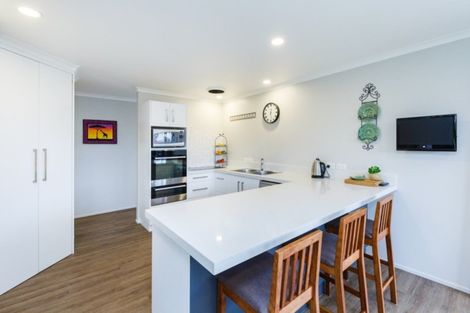Photo of property in 37 Jefferson Crescent, Milson, Palmerston North, 4414