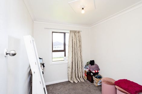 Photo of property in 16 Stirrat Street, Kingswell, Invercargill, 9812