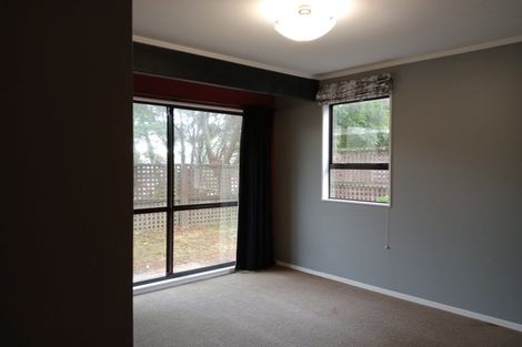 Photo of property in 32b Sailmaker Close, Whitby, Porirua, 5024