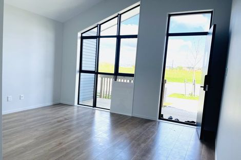 Photo of property in 27 Huringa Road, Karaka, Papakura, 2113