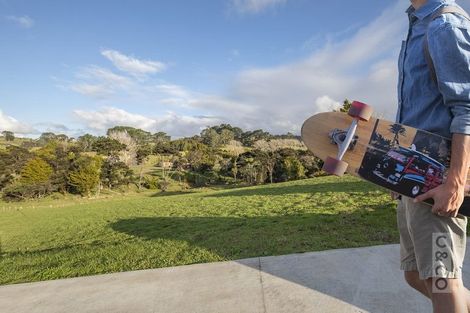 Photo of property in 114 Solan Drive, Waimauku, 0812