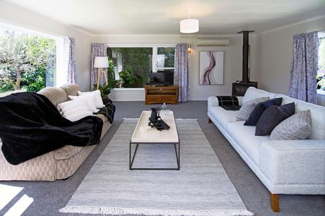 Photo of property in 33 Puriri Crescent, Lansdowne, Masterton, 5810