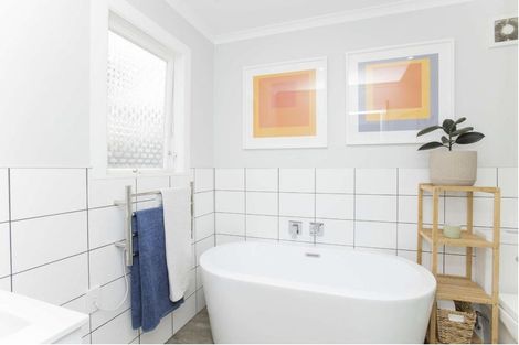 Photo of property in 43 Disraeli Street, Gisborne, 4010