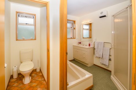 Photo of property in 8 Benfell Street, Green Island, Dunedin, 9018