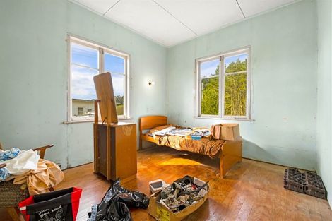 Photo of property in 340 Henderson Valley Road, Henderson Valley, Auckland, 0612