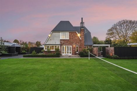 Photo of property in 28 Browns Road, St Albans, Christchurch, 8014