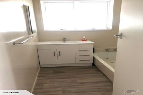 Photo of property in 5 Robert Shortt Street, Wairoa, 4108